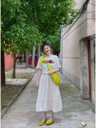 【就爱时尚】微胖女生夏季穿搭记住“三要三不要”，让你显高显瘦又时髦，太美