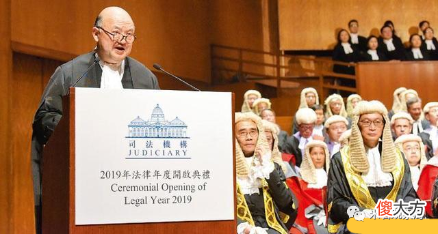 【历史故事】香港的奇怪现象：中国的土地却由英国法官来判案