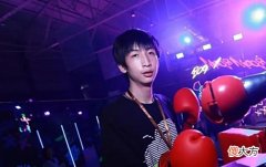 【游戏世界】小超梦三天王之一剑魔吊锤盖伦，打得盖伦爆头乱窜，转头就跑