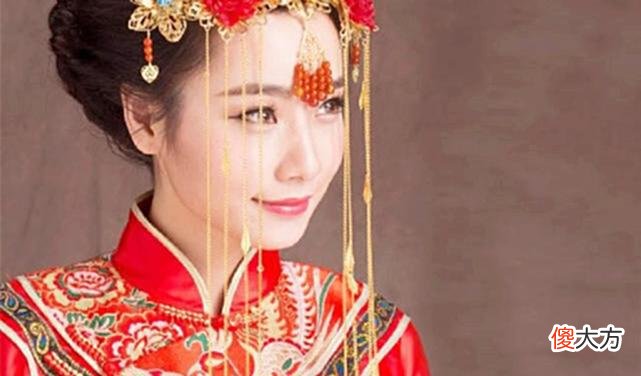 【历史故事】霞帔起源于何时？在古代霞帔作为礼服都有哪些讲究