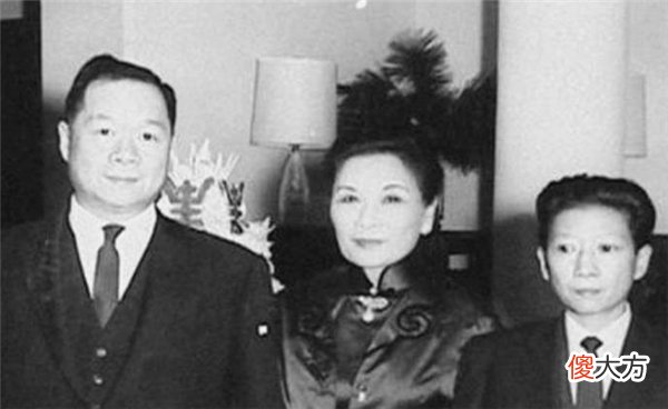 【历史故事】天之娇女孔令伟，却拒绝做女人，梳着大背头有着三妻四妾