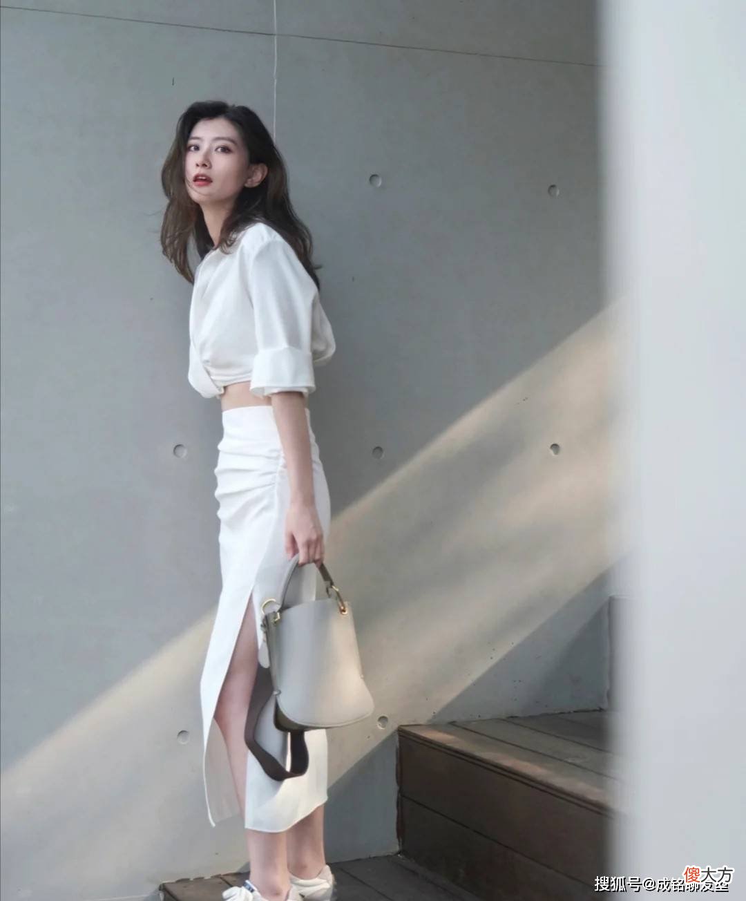 【时尚一点】女性穿衣原则牢记于平日的穿衣搭配之中，洒脱的韵味
