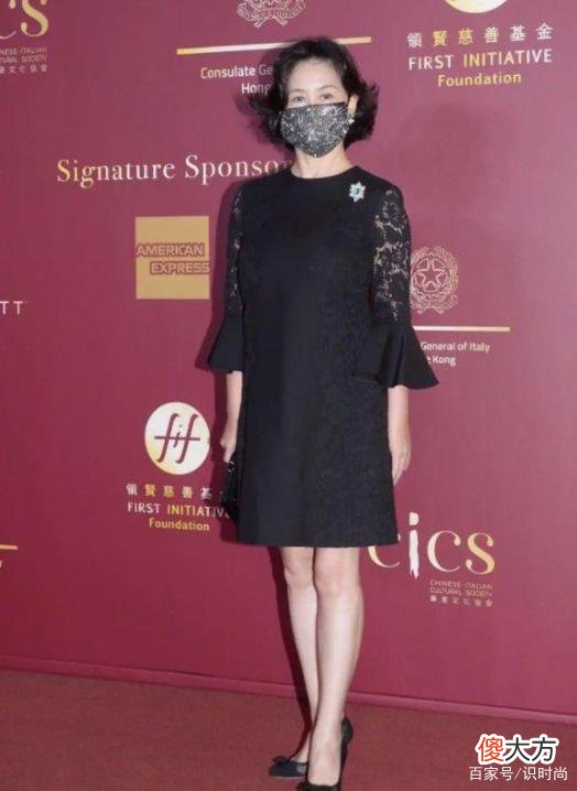 【就爱时尚】何超琼：成熟女性在穿衣搭配上，如何穿出高级感和女人味？