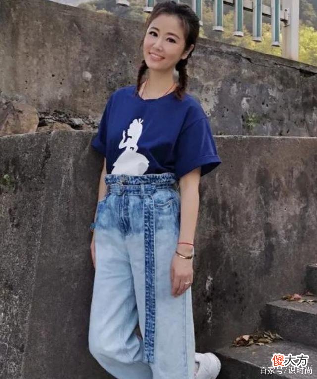 【时尚一点】林心如的机场穿搭风格，你get到了吗？