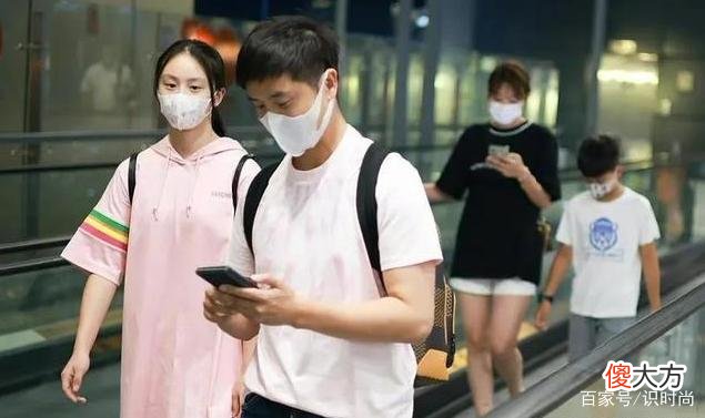 【时尚一点】露腿造型怎样更显时髦感？