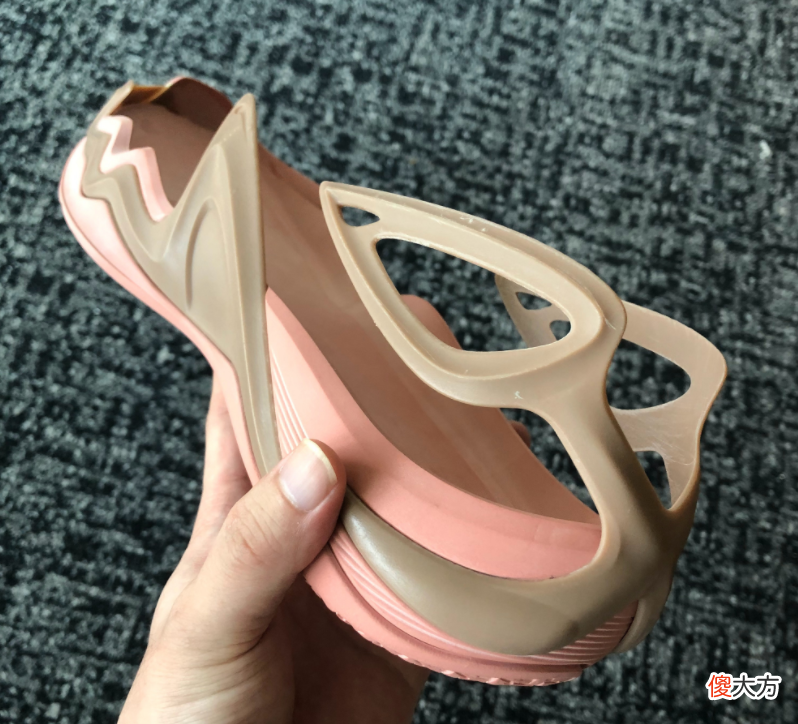 【时尚一点】特步崛起！新品篮球鞋好帅，林书豪2代SE曝光，配置颜值都上来了