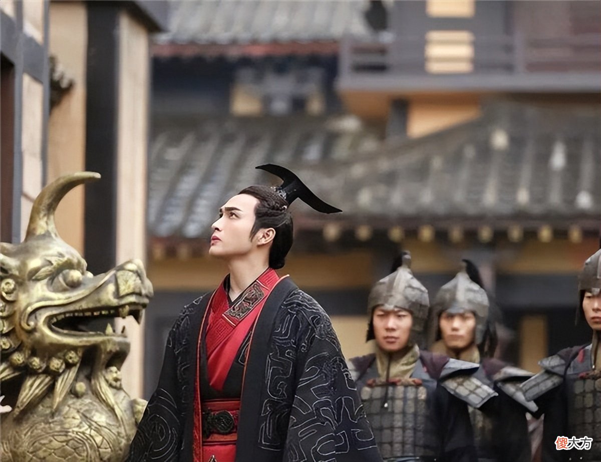 【历史故事】从嬴政称帝到溥仪期间的所有皇帝，如果按综合排名谁是第一？