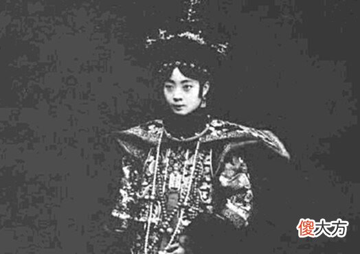【爱历史】末代皇后婉容，年轻时倾国倾城，为何死后却如此“丑陋”？
