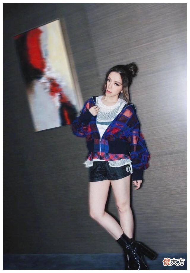【时尚一点】穿裙子的时候，请不要和“防水台”的鞋搭配穿，看起来很廉价很土