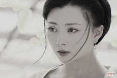 【爱历史】清代奇案：寡嫂貌美却是贞女，弹药失身咬舌自尽，一封赏银露真凶