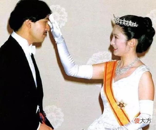 【爱历史】笑容可怕的纪子妃：40岁费尽心机生“神童”，儿子指着大伯叫父亲
