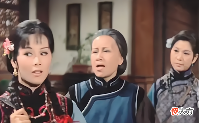 【爱历史】大户千金小姐带着一群丫鬟大战数百土匪，结局让人唏嘘不已