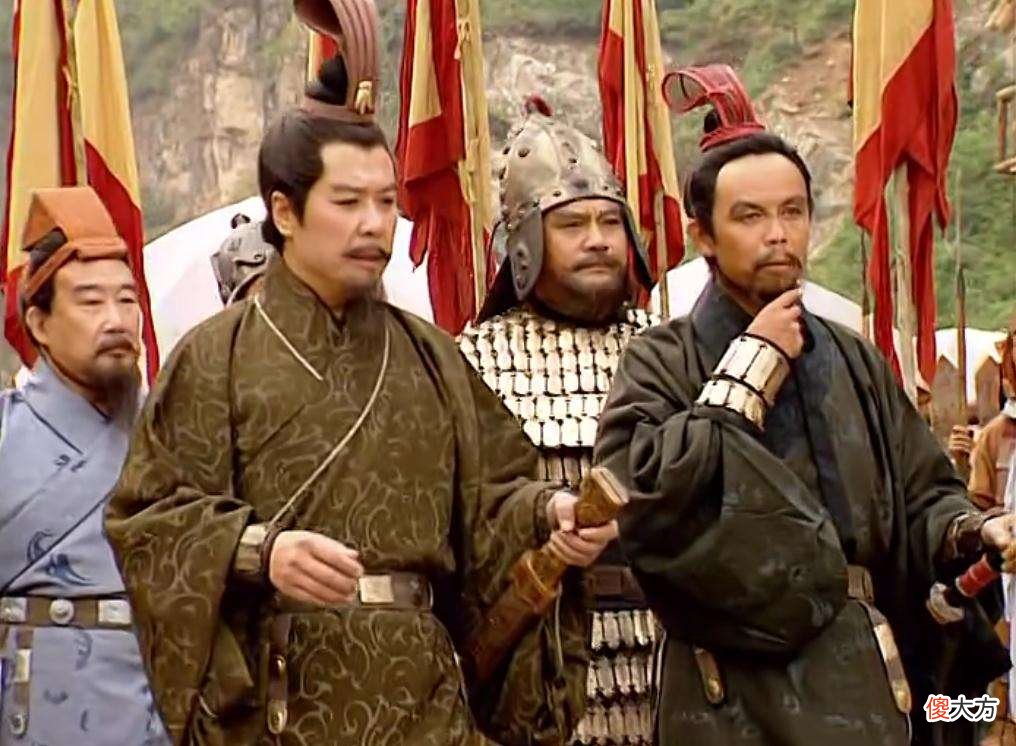 【爱历史】“卧龙”诸葛亮的才能被过度吹捧，那“雏凤”庞统是不是名副其实