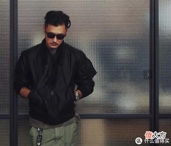 【就爱时尚】11家值得收藏的夏日袜子合集，你真的会买袜子吗？ 不， 你不会！ 夏日防臭袜子教你怎么选， 袜子神级攻略