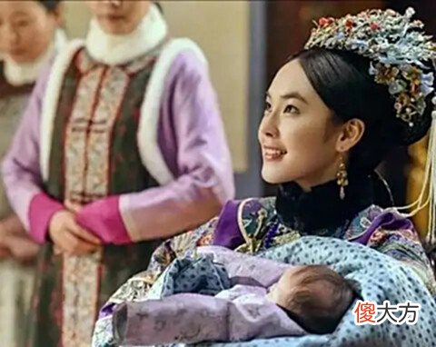 【历史故事】《如懿传》：不温婉，不清高，又飒又辣的颖妃，她才是人间清醒