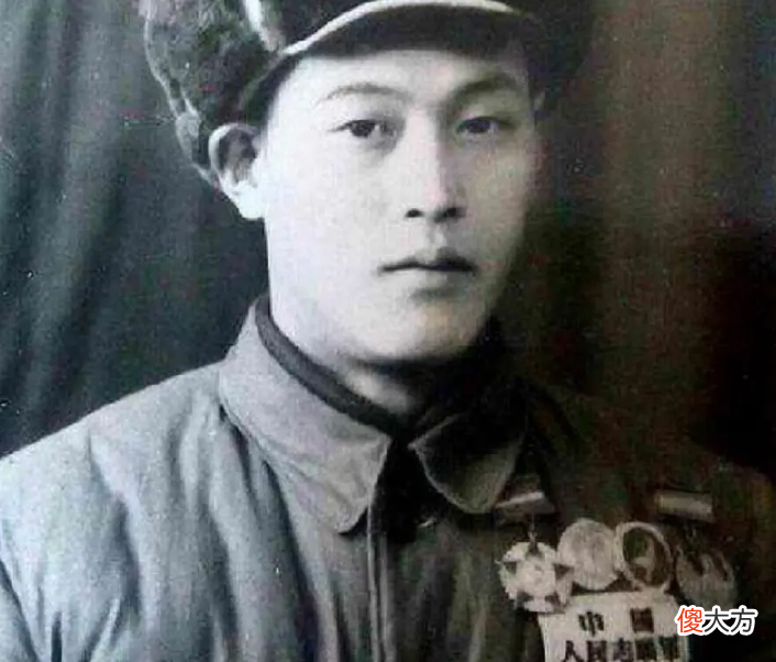 【爱历史】他被美军俘虏，训练成间谍，却炸了美机立了功，归来后被当成叛徒