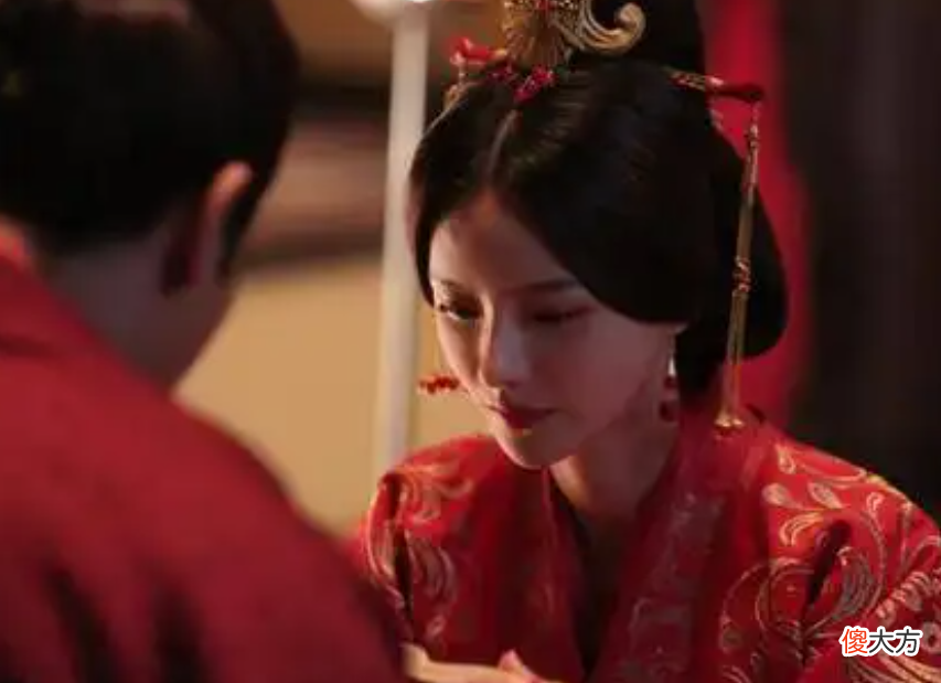 【历史故事】古代一皇帝杀老婆、害兄弟、诛杀功勋名将，他是如何坐上皇位的？