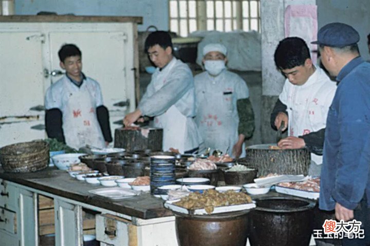 【历史故事】国营饭店老照片:五十年前人们如何“下馆子”