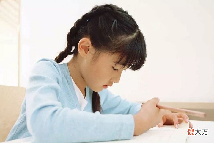 孩子的语文进步很大，数学积极性却很差，我该怎么办？
