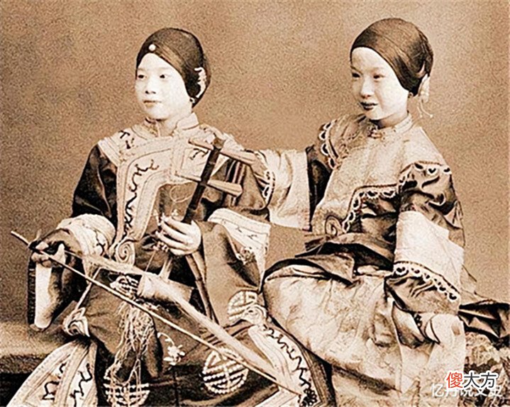 【爱历史】清朝的妃子很丑?看看这些老照片,其实她们的容貌不输女明星
