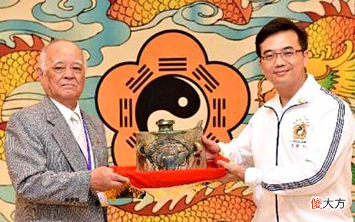 【历史故事】潜伏在中国37年的日本间谍,窃取无数机密,用化名出书,藏得够深