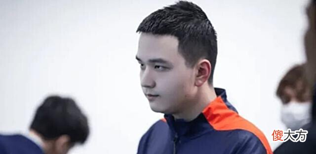 【游戏迷】夏季赛还没开打,选手们便面临转型困境,狼队成为唯一成功先例