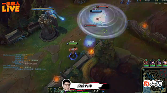 【游戏世界】JDG后期怒黑9哥?放出369盲僧下饭操作,网友5个字评论破大防!