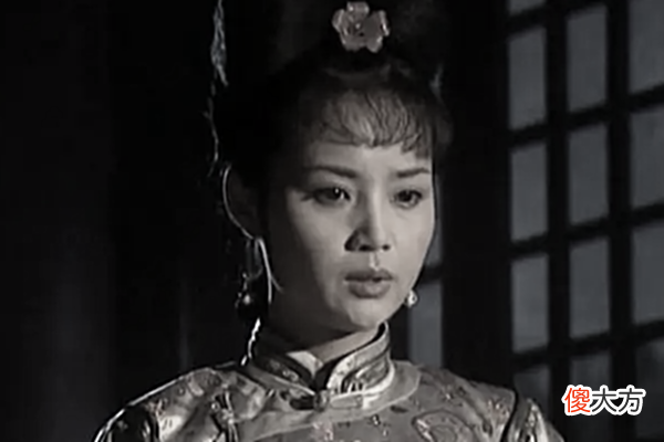 【历史故事】清朝一神秘女子，传说和康熙有绯闻，有两个习惯一般女人接受不了