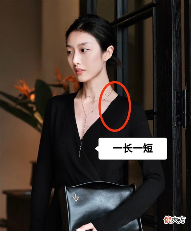 【时尚一点】女人会不会打扮，看她戴的首饰就知道了，差别不是一般的大