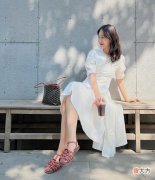 【时尚一点】真正时髦的女人，夏天都在穿这“2裤3裙”，好看又显瘦！