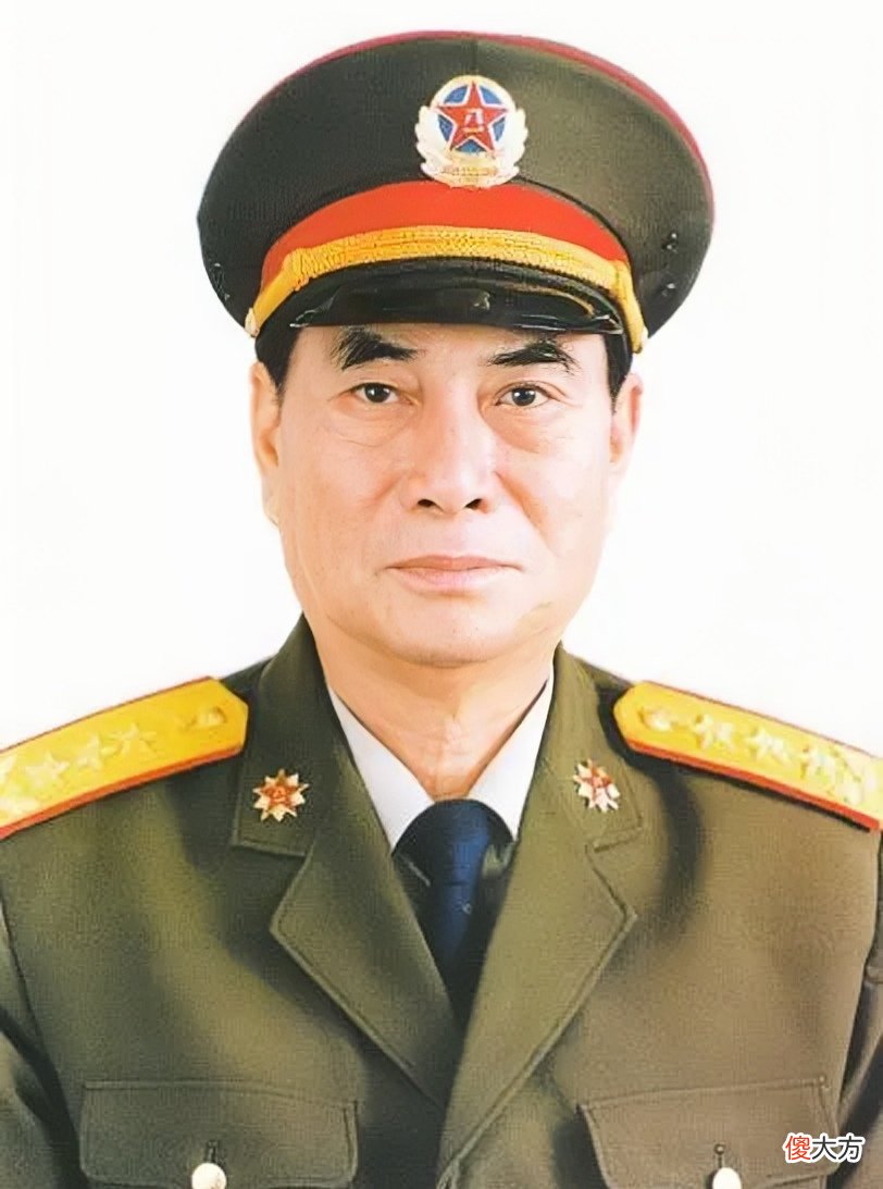 【爱历史】张万年上将，墓地庄严简朴，自卫反击战打出军威