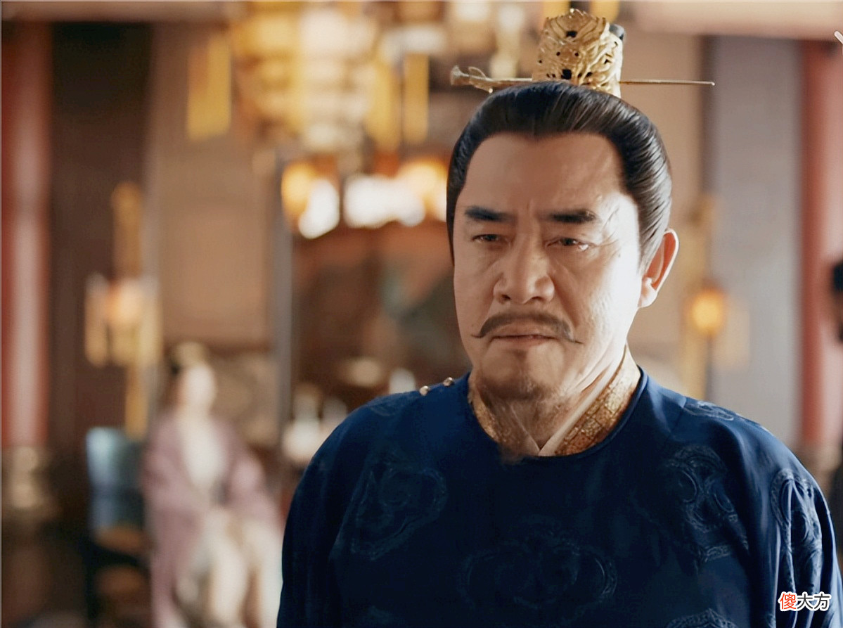 【爱历史】朱元璋去拜佛，问方丈：朕要跪下吗，方丈答了8个字救了全寺人