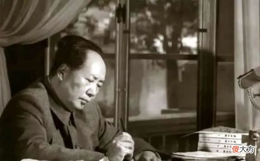 【爱历史】罕见毛主席致信宋庆龄，此作毫无瑕疵，书法一绝，堪称典范