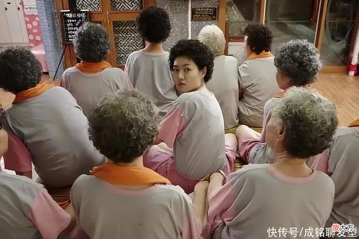 【时尚一点】60岁的女人要远离“老年款”，显老又土气，这样做发型时尚又减龄