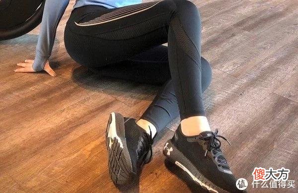 【时尚一点】牛皮好物说 篇六十四：一双价格买三双，低至3折起入手安德玛运动鞋，错过再等一年！