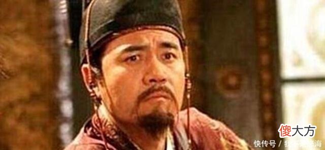 【爱历史】皇帝下棋被大臣看到，大臣直接把棋盘掀了，皇帝不生气反而很高兴！