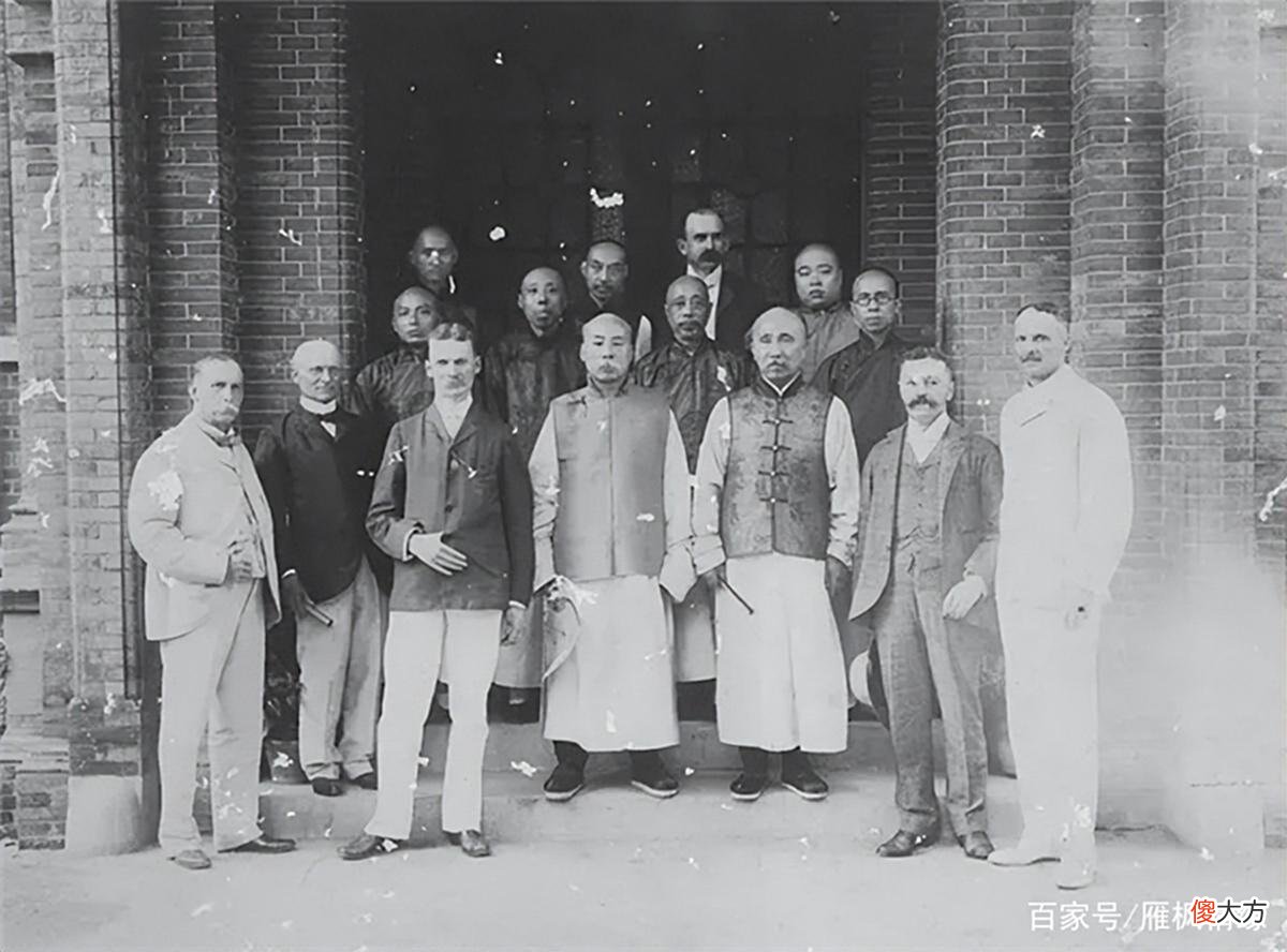 【历史故事】美国老太自称钓鱼岛是她家的，拿出慈禧手谕做证，到底怎么回事？