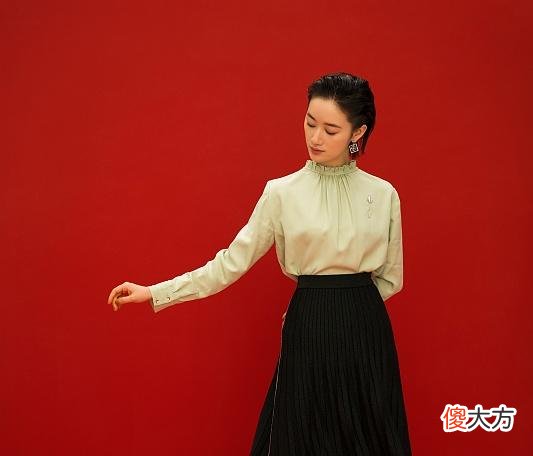 【时尚一点】郭晓婷离开罗志祥更美了，身材高挑，个性火辣，女神范十足