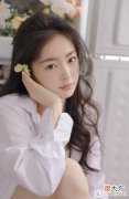 【就爱时尚】没想到！今夏超火竟是“纯欲风”，减龄时髦还洋气，4、50岁女人必入