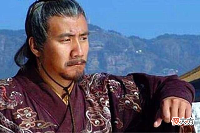 【历史故事】朱元璋给儿子找老师，老师问：不听话能打吗？朱元璋只说了4个字