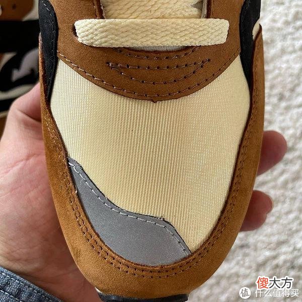 【时尚一点】Sneaker 篇一百六十九：两双Shadow 5000与袋鼠德产分享