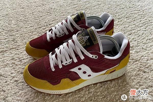 【时尚一点】Sneaker 篇一百六十九：两双Shadow 5000与袋鼠德产分享