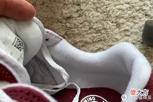 【时尚一点】Sneaker 篇一百六十九：两双Shadow 5000与袋鼠德产分享