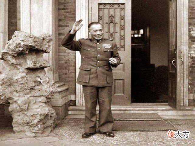 【爱历史】他被称汉奸，吃日本喝日本，娶日本女人，最后用8字消灭2万日军