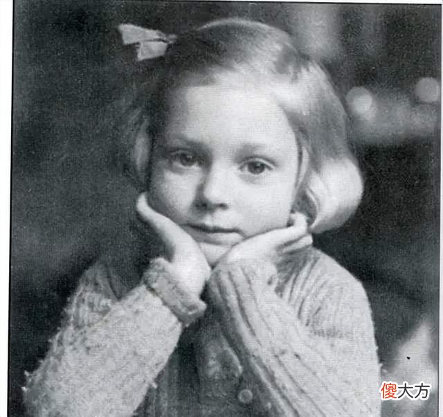 【历史故事】美国著名预言家珍妮狄克逊，对2022年做出了3大预言，真的可信吗