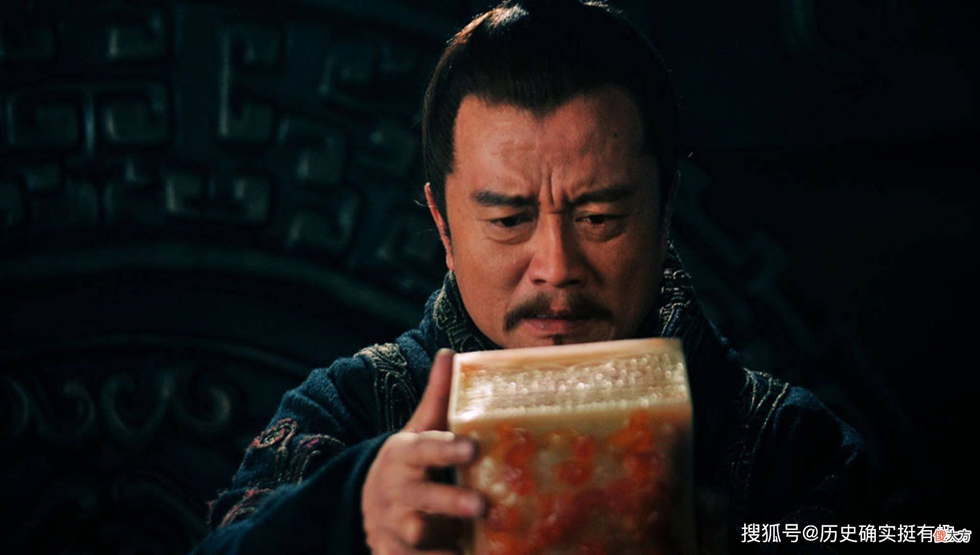 【爱历史】曹操为刘备特摆鸿门宴