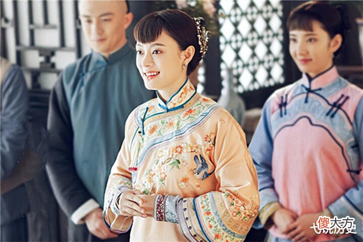 【历史故事】女子出上联:银枪虽利,难破千年草地,一男子出下联,女子脸红