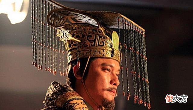【历史故事】中国古代一君王，还活着就被儿子绑进棺材里，喊破喉咙都没用