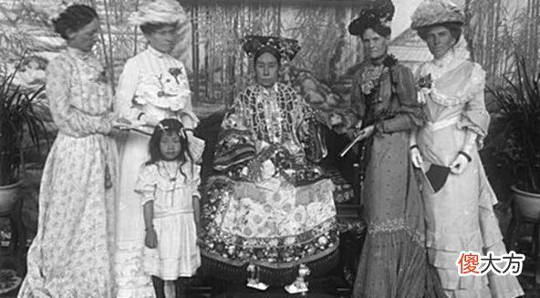 【爱历史】为了让自己舒服,慈禧竟让太监用嘴干这事,真是令大吃一惊