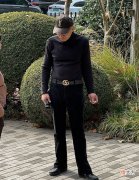 【时尚一点】这是我见过最时髦的上海爷爷：不穿老年装，爱戴帽子，优雅又随性